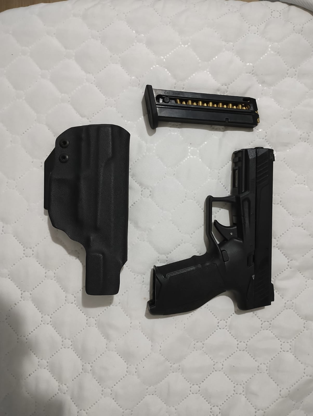 Pistola Taurus TX22 .22 LR ~ 500 tiros