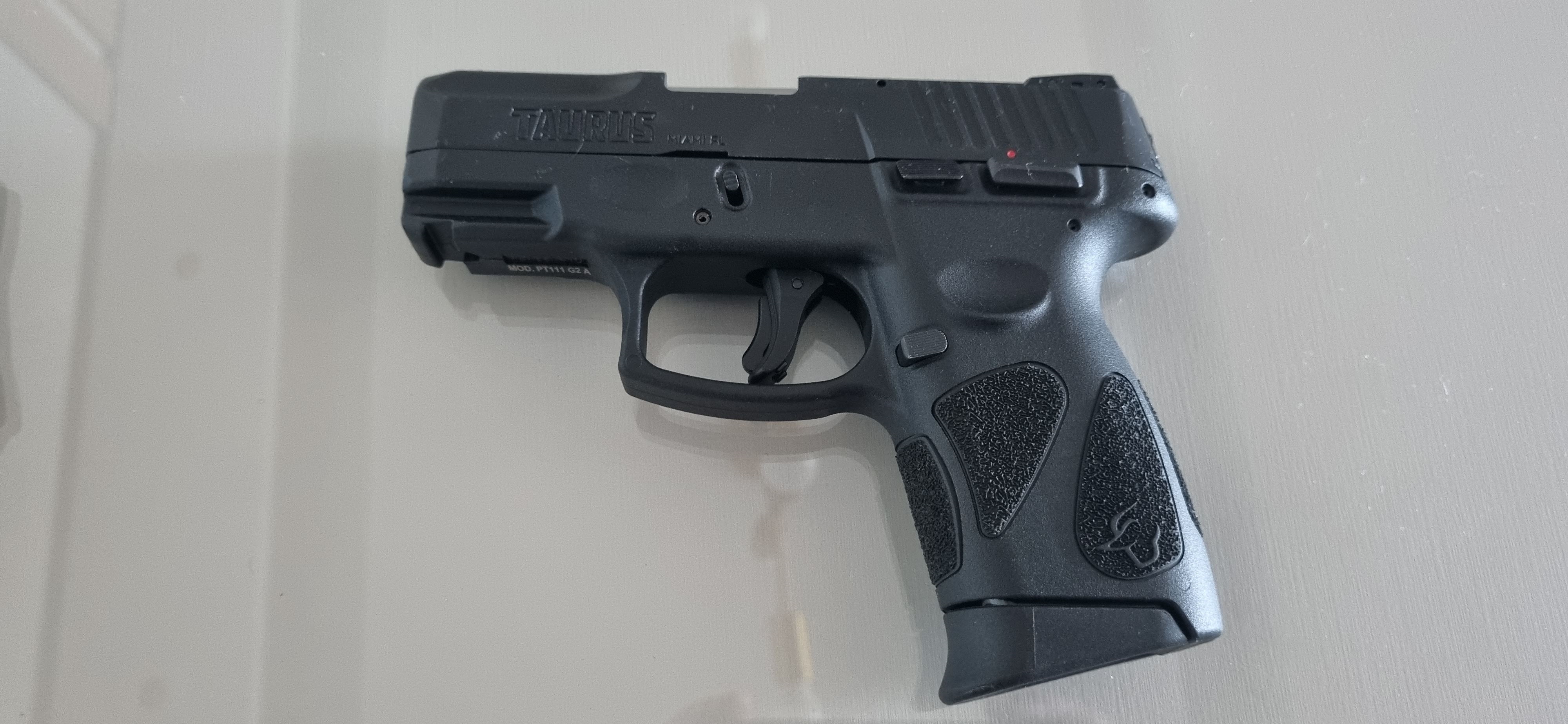 Pistola 9mm Taurus G2C